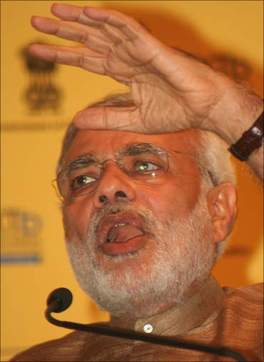 Modi speaking at a meeting with business leaders in Mumbai.