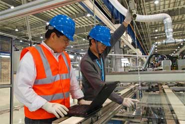 Applied Materials Moves Solar Expertise to China