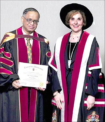 Narayana Murthy with Judith Woodsworth, president and vice chancellor, Concordia University.