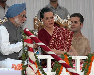 Prime Minister Manmohan Singh with Congress president Sonia Gandhi and Rahul Gandhi.