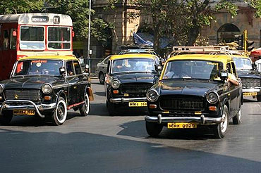 Taxis arrived in Mumbai in 1911.