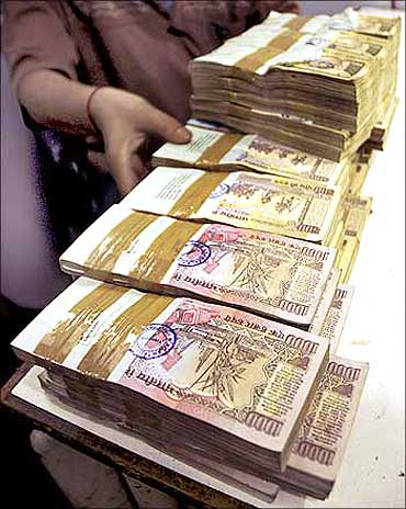 Rural household on average paid Rs 164 as bribe.