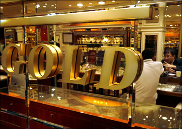 Investing in gold? MUST READ this!