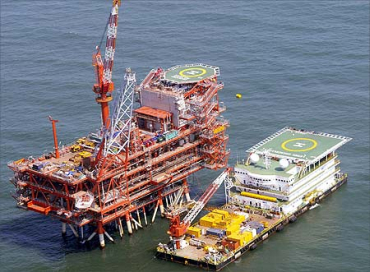 RIL may use BP's deepwater expertise to tackle technical issues.