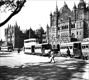 RARE images: Mumbai's infrastructure since 1864!