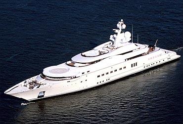 Prince Abdulaziz yacht.