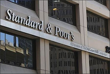 US probing S&P's rating of mortgages: Report