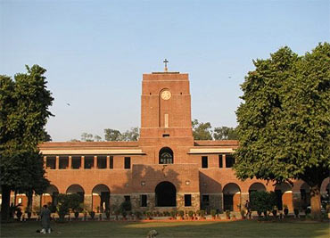 He studied at St Stephen's College in New Delhi.