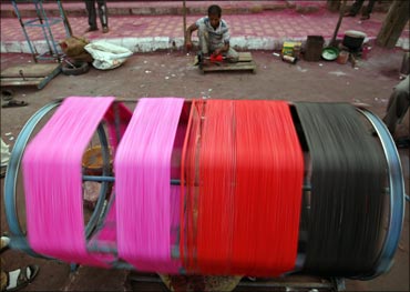 Why India's largest textile exports hub is dying