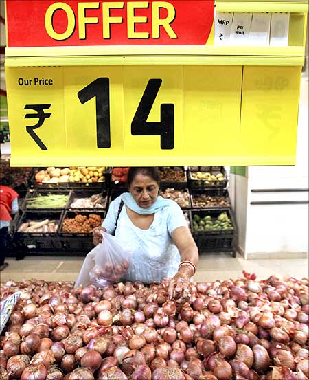 FDI in retail: Kiranas unfazed; ask what's the fuss all about?