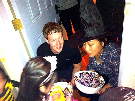 Mark Zuckerberg with girlfriend Priscilla Chan.