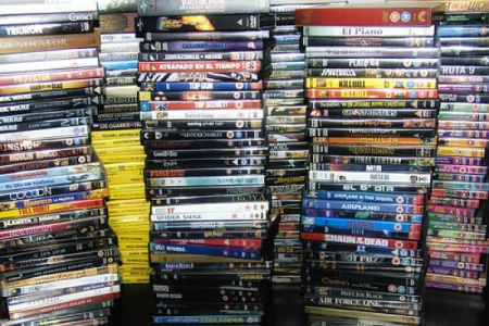 1,400 movies are rented online every minute.