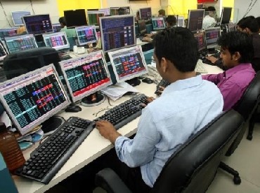 BSE, NSE at war again; brokers gain