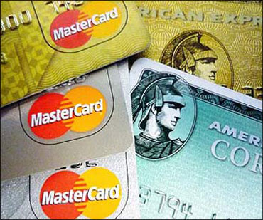 How to manage credit card debt
