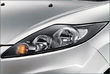 Headlamp of Ford Fiesta.