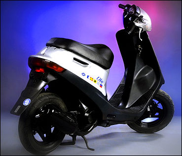 Hero scooters to race against Honda