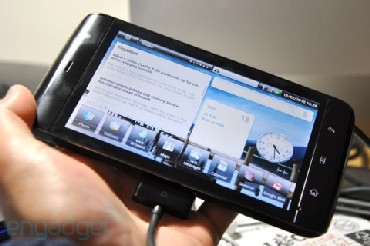 Dell's Streak micro-tablet