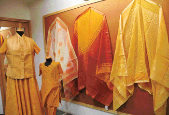 BIG brands in fray to bond with Khadi