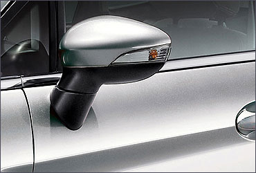 First-in-Class Autofold rear view mirrors.