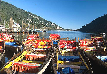 A view of the Nainital lake.