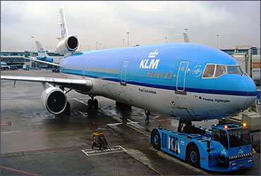 KLM MD-11.
