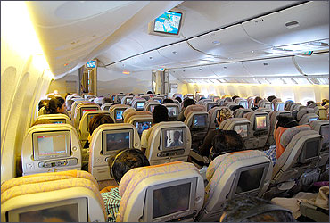 Economy Class on Emirates B777-300ER.