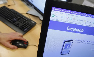 Govt mulls using FB, Twitter to know public views on decision