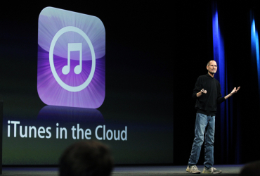 Announcement moves Apple closer to what it calls post-PC future.