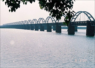 Godavari Rail Bridge.