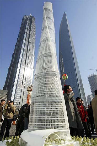 A model of the Shanghai Tower.