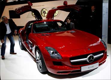 Mercedes Benz SLS AMG.