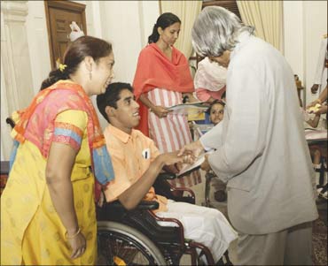 Former President APJ Abdul Kalam greets Sundar Ram.