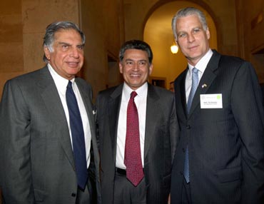 Gupta with Tata Group chairman Ratan Tata and US Ambassador to India Timothy Roemer.