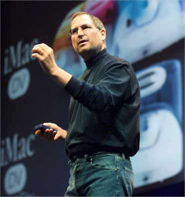 Jobs delivers a keynote address at Macworld Expo in Tokyo on Feb 16, 2000.