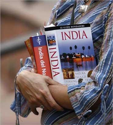 A vendor selling books on Mumbai street.