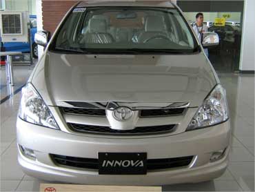 Toyota Innova.