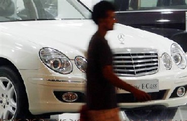 How Mercedes manages to hold its ground in India