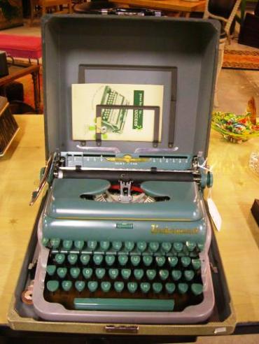 World moans the 'death' of typewriters