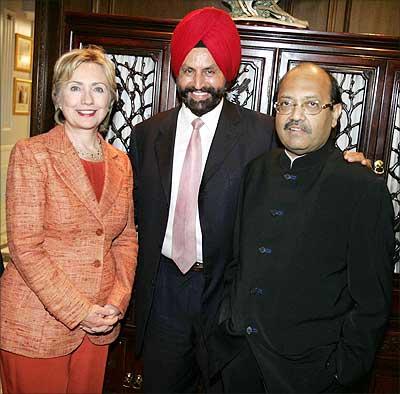 Amar Singh is also a 'power'ful businessman