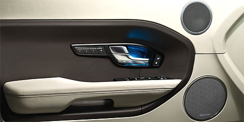 Range Rover Evoque: Interior details.