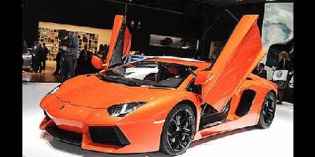 Lamborghini launches Aventador for Rs 3.69 crore