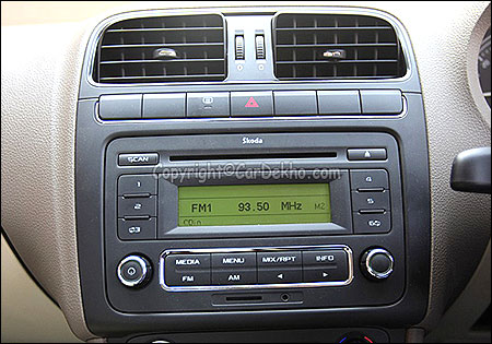 Front AC controls.