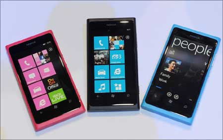 Check out these 2 NEW smartphones from Nokia!