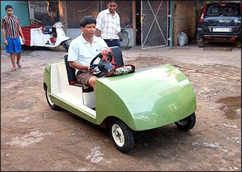 Kanak Gogoi built a car that runs on compressed air.