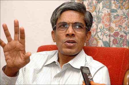 Prof. Bhaskar Ramamurthi, director, IIT Madras.