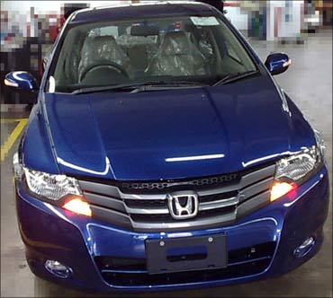 Honda to recall over 72,000 City sedans in India