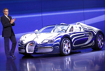 Spectacular images from the Frankfurt Motor Show 2011