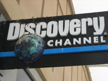 Discovery's non-US advertising revenue rose 25 per cent in the second quarter.