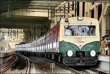 Pitroda to help Railways modernise
