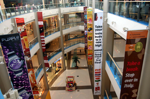 R City Mall.